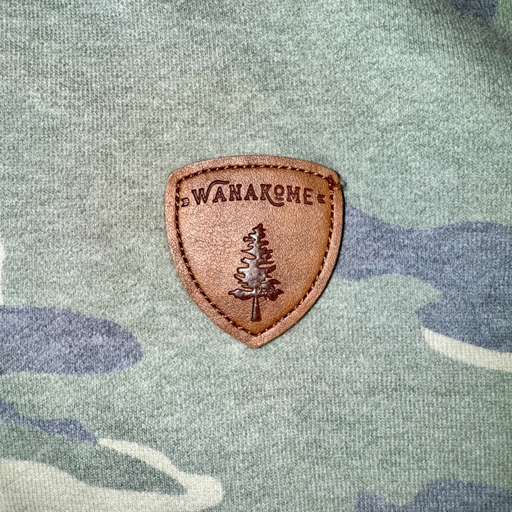 Wanakome Camouflage Hooded Sweatshirt - Picture 8 of 9
